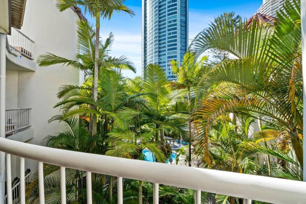 Coco Bella Dream In Surfers Paradise Голд-Кост Экстерьер фото